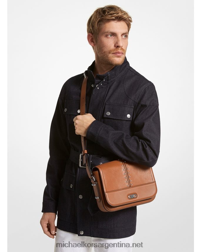 mujer equipaje bolso messenger astor mediano de piel con tachuelas Michael Kors T46HB0784