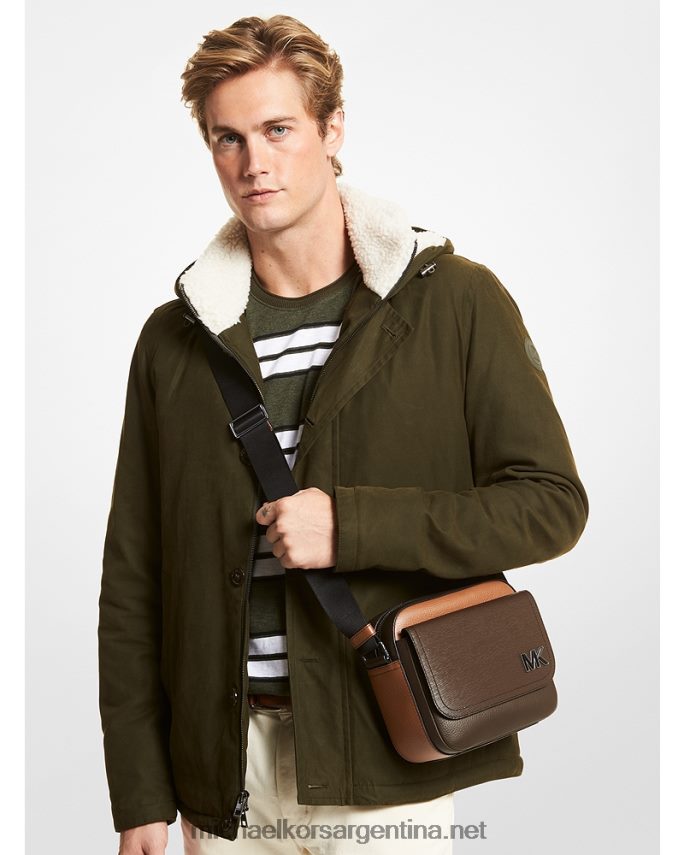 mujer marrón bolso messenger hudson con diseño colour block Michael Kors T46HB01005