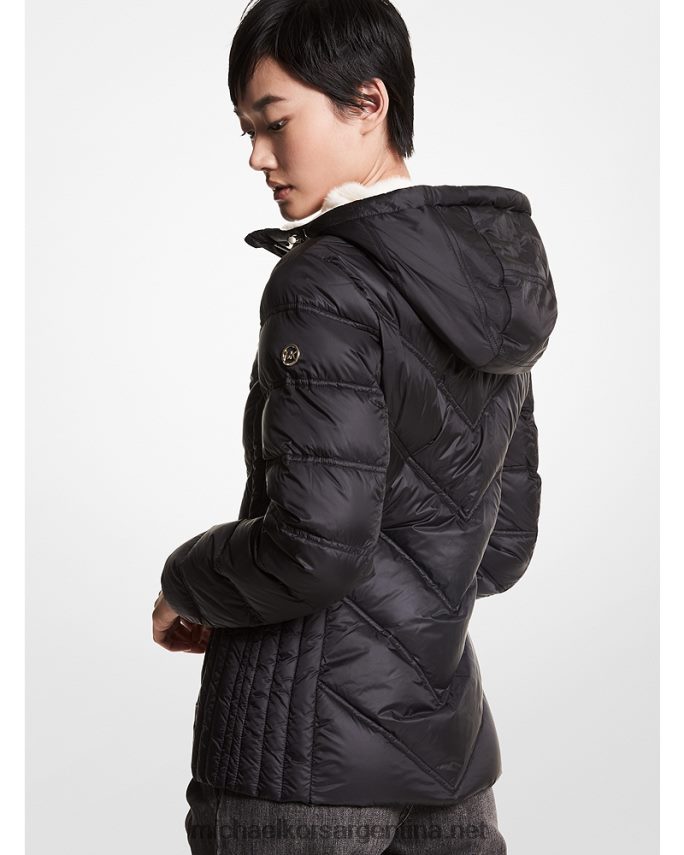 mujer negro chamarra acolchada plegable de nailon acolchado con forro de piel sintética Michael Kors T46HB0350